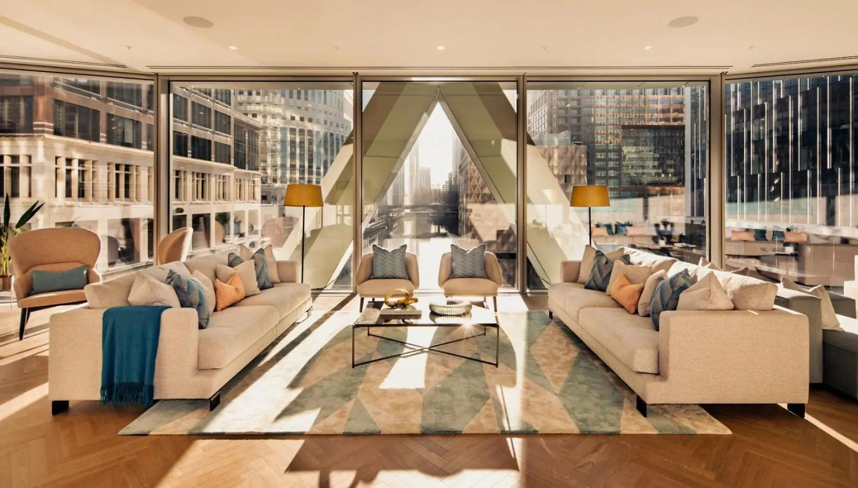 Canary Wharf - Newfoundland Luxury Apartment Londra Birleşik Krallık