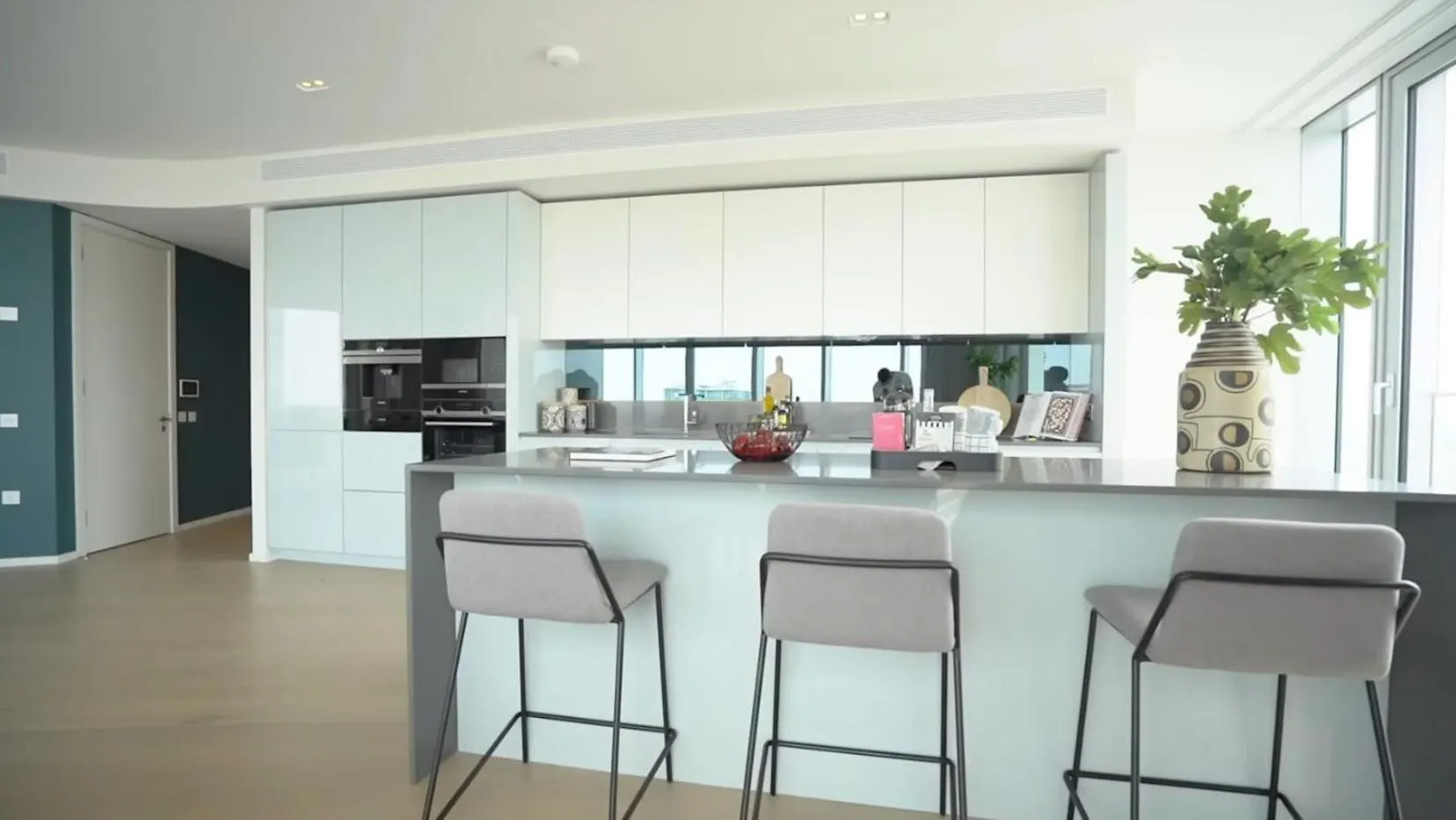 Canary Wharf - Newfoundland Luxury Apartment Londra