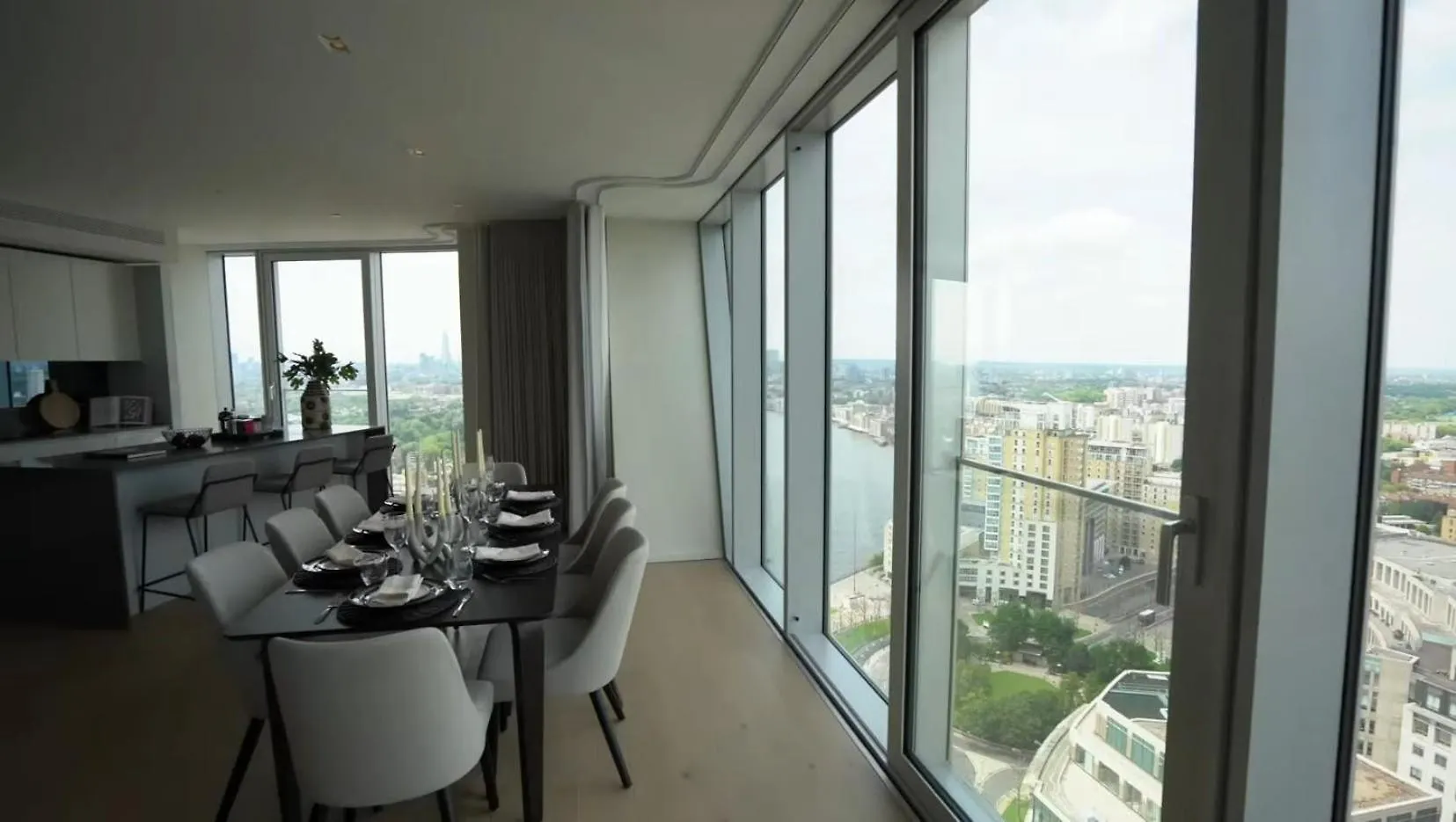 Canary Wharf - Newfoundland Luxury Apartment London 0*,