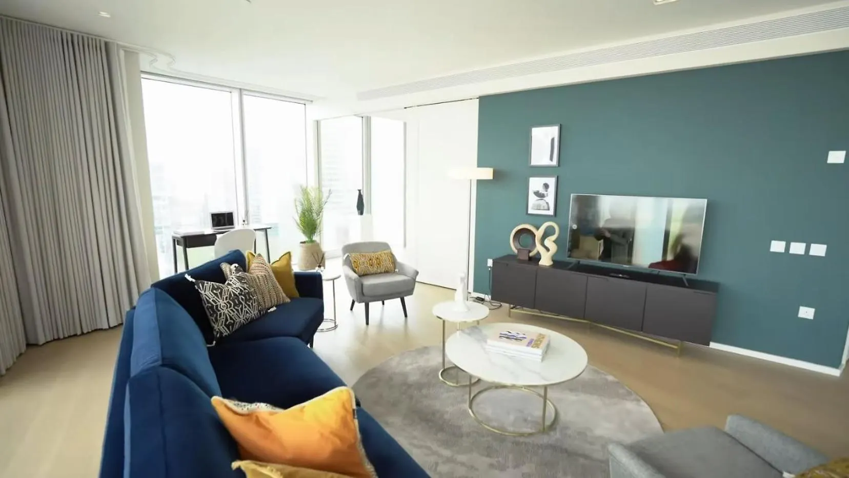 Canary Wharf - Newfoundland Luxury Apartment Londra